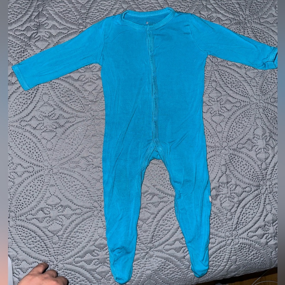 Kyte BABY snap footie